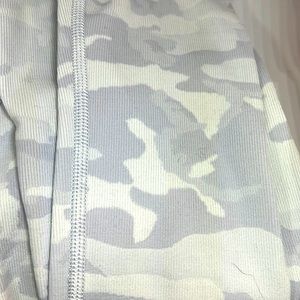 Lululemon size 2 white camo limited edition